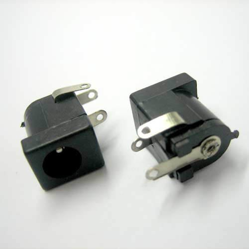VOEDING CHASSISDEEL VOOR STEKKER 5.5X2.5MM PRINTMONTAGE