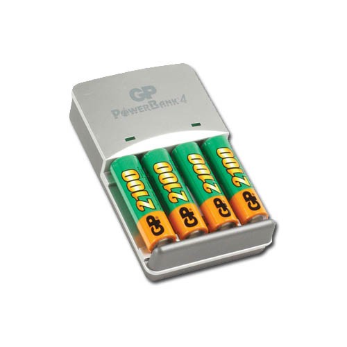 GP POWER BANK LADER MET 4XAA 2700MAH 20 UUR*