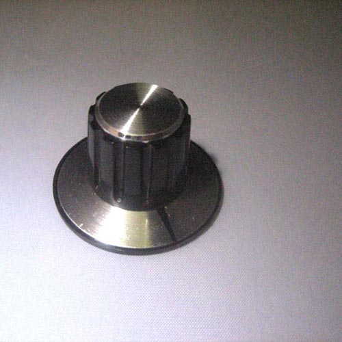 KNOP SCHROEF 21X35.5 RING/PIJL