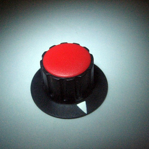 KNOP SCHROEF 23X45PIJL W. AS:6