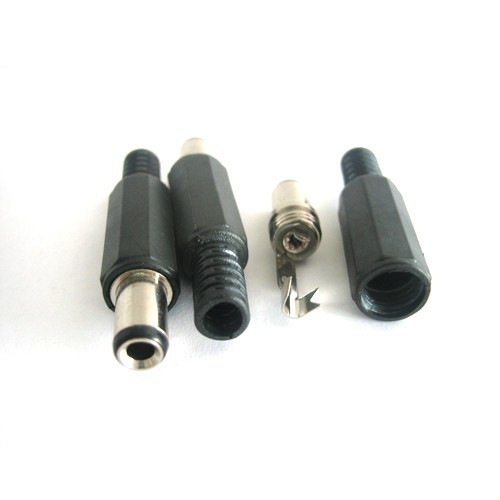 Voedingstekker male 3,1x6,3x10mm met middenpen
